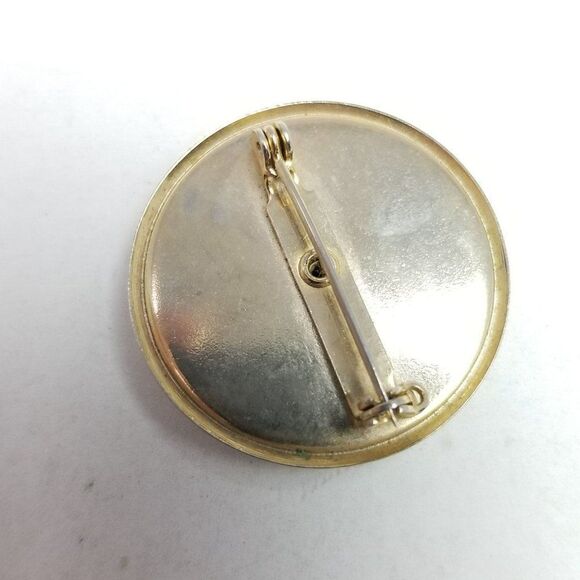 Vintage Pink Enamel Flower Blue Background Round Brooch, Pastel Lapel Pin - Picture 3 of 6